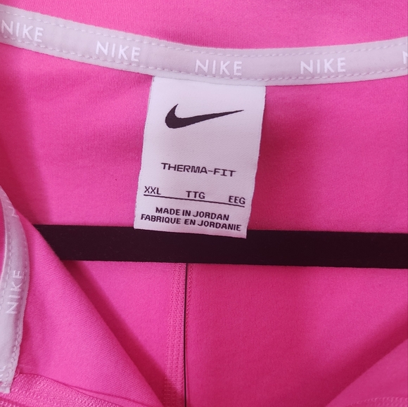 Woman's XXL Nike Therma Fit Half Zip Top - Picture 7 of 7